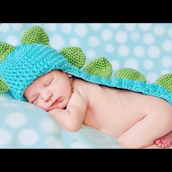 🦖 Newborn Dinosaur Hat Great For Pictures 🦖 - Picture 4 of 4